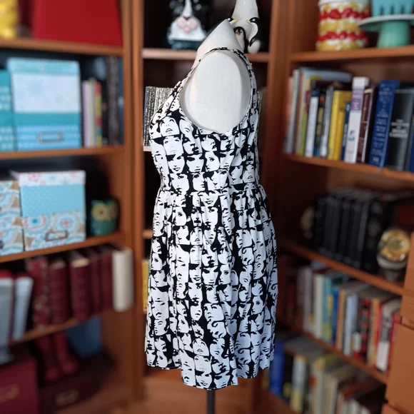 Modcloth Folter "Famous Faces" Black and White Pop Art Dress - Picture 5 of 11